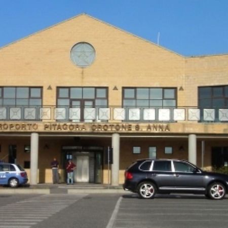 L'Isola Di Gaia Bed & Breakfast Crotone Exterior photo
