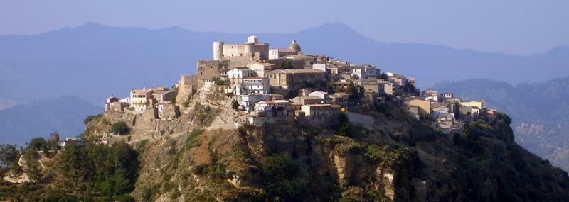 L'Isola Di Gaia Bed & Breakfast Crotone Exterior photo